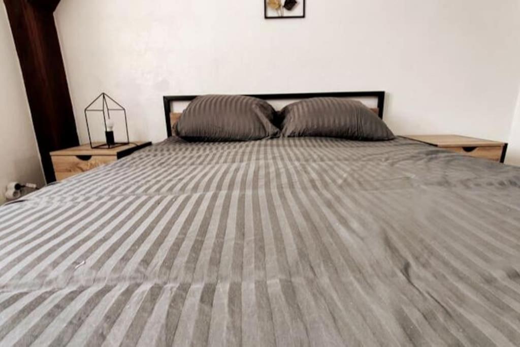 Appartement Style Industriel Au Centre De 두에 외부 사진