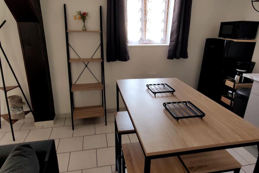 Appartement Style Industriel Au Centre De 두에 외부 사진